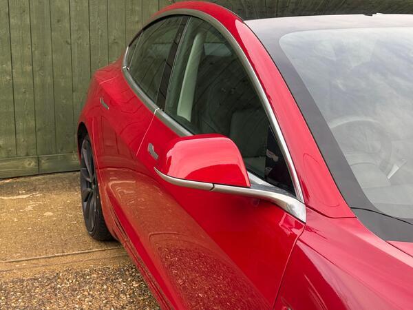 Tesla Model 3 (Dual Motor) Performance Auto 4WDE 4dr (Performance Upgrade)