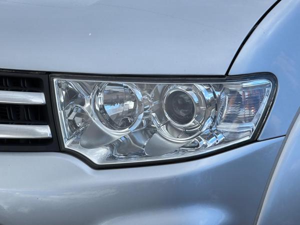 Mitsubishi L200 2.5 DI-D Barbarian 4WD Euro 5 4dr (LB)