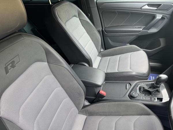 Volkswagen Tiguan 2.0 TDI R-Line DSG 4Motion Euro 6 (s/s) 5dr