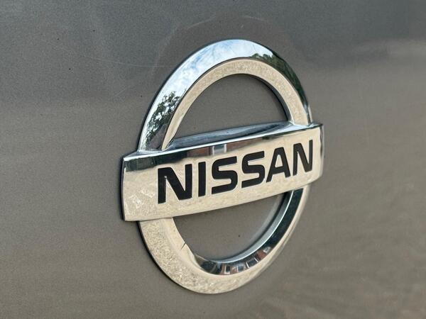 Nissan Navara 2.3 dCi Acenta 4WD Euro 6 (s/s) 4dr