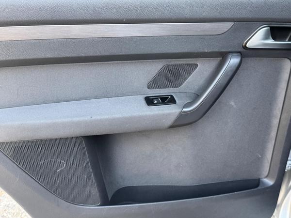 Volkswagen Touran 1.6 TDI SE Euro 5 5dr