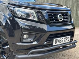 Nissan Navara 2.3 dCi N-Guard Auto 4WD Euro 6 4dr at 48th