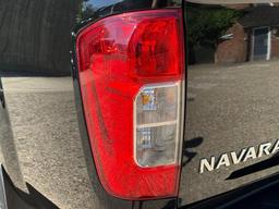 Nissan Navara 2.3 dCi Tekna 4WD Euro 6 (s/s) 4dr at 30th