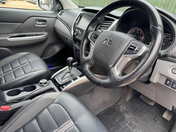 Mitsubishi L200 2.4 DI-D DC Barbarian Auto 4WD Euro 6 4dr