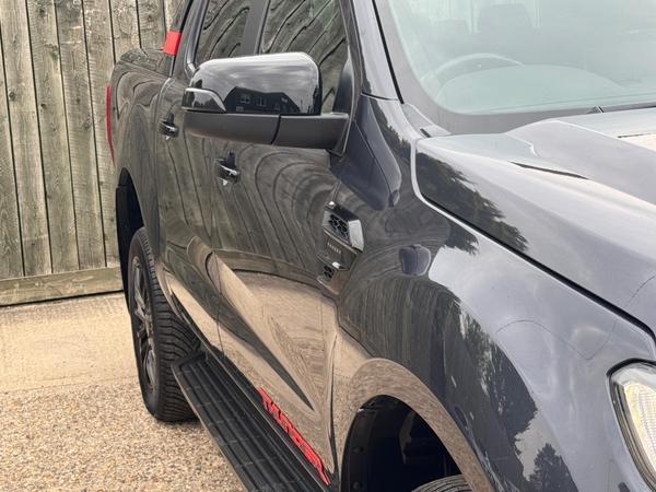 Ford Ranger 2.0 EcoBlue Thunder Auto 4WD Euro 6 (s/s) 4dr