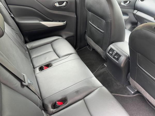 Nissan Navara 2.3 dCi Tekna Auto 4WD Euro 6 4dr