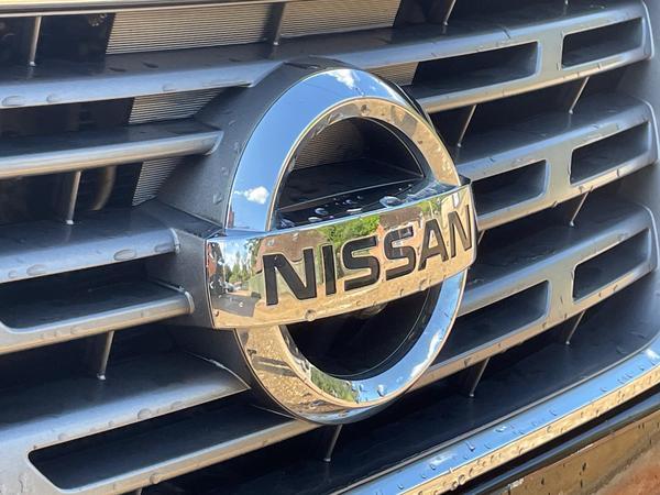 Nissan Navara 2.3 dCi Trek -1 4WD Euro 6 (s/s) 4dr