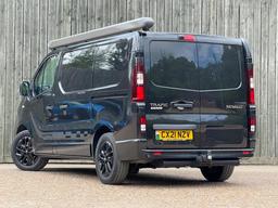 Renault Trafic 2.0 dCi ENERGY 28 Black Edition SWB Standard Roof Euro 6 (s/s) 5dr at 13th