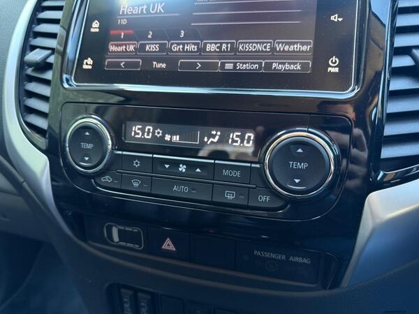 Mitsubishi L200 2.4 DI-D DC Challenger Auto 4WD Euro 6 4dr