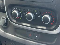 Renault Trafic 2.0 dCi ENERGY 30 Sport LWB Standard Roof Euro 6 (s/s) 5dr at 30th