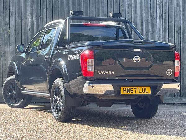 Nissan Navara 2.3 dCi Trek -1 4WD Euro 6 (s/s) 4dr