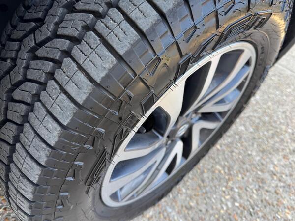 Nissan Navara 2.3 dCi Tekna Auto 4WD Euro 6 4dr