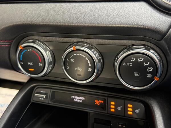Mazda MX-5 RF 1.5 SKYACTIV-G Sport Nav Euro 6 2dr