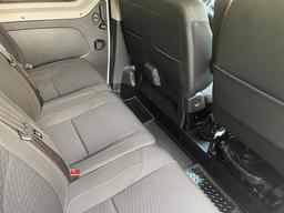 Vauxhall Vivaro 1.6 CDTi 2900 BiTurbo ecoTEC Limited Edition Nav Crew Van L2 H1 Euro 6 (s/s) 5dr (6 Seat) at 6th