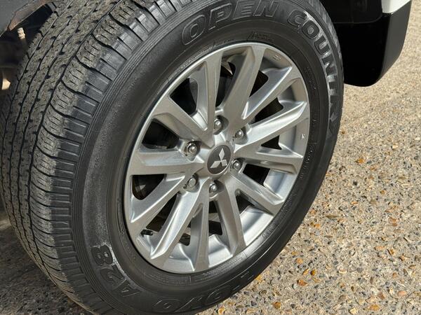 Mitsubishi L200 2.4 DI-D DC Warrior 4WD Euro 6 4dr