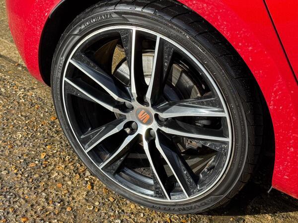 SEAT Leon 2.0 TSI Cupra 290 Lux DSG Euro 6 (s/s) 5dr