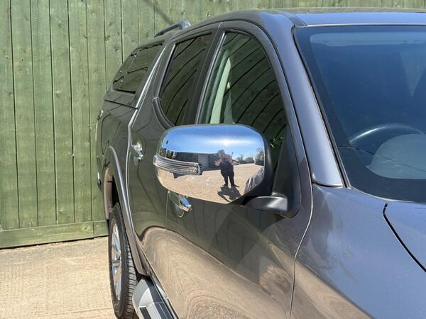 Mitsubishi L200 2.4 DI-D DC Barbarian Auto 4WD Euro 6 4dr