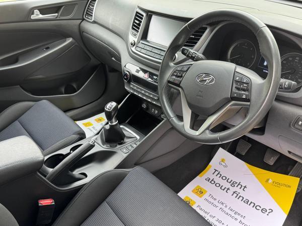 Hyundai TUCSON 1.7 CRDi Blue Drive SE Nav Euro 6 (s/s) 5dr