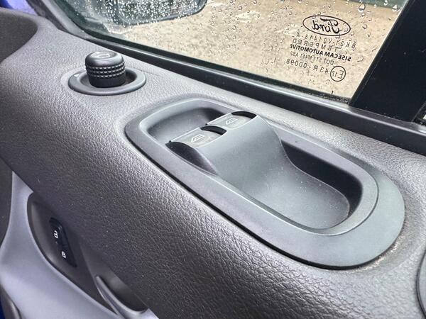 Ford Transit Custom 2.0 TDCi 270 Limited L1 H1 5dr