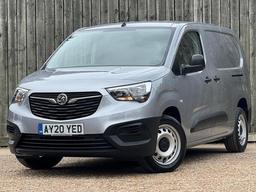Vauxhall Combo 1.5 Turbo D 2300 Edition L2 H1 Euro 6 (s/s) 4dr at 9th