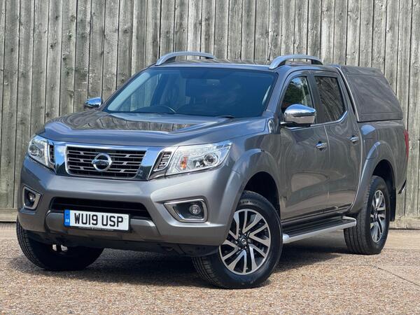 Nissan Navara 2.3 dCi Tekna Auto 4WD Euro 6 4dr