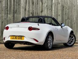 Mazda MX-5 1.5 SKYACTIV-G SE-L Euro 6 2dr at 3th