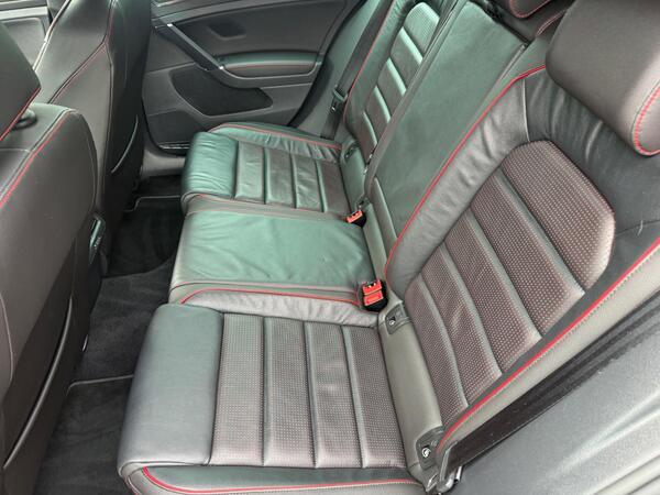 Volkswagen Golf 2.0 TSI GTI DSG Euro 6 (s/s) 5dr