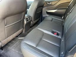 Nissan Navara 2.3 dCi Tekna Auto 4WD Euro 6 4dr at 39th