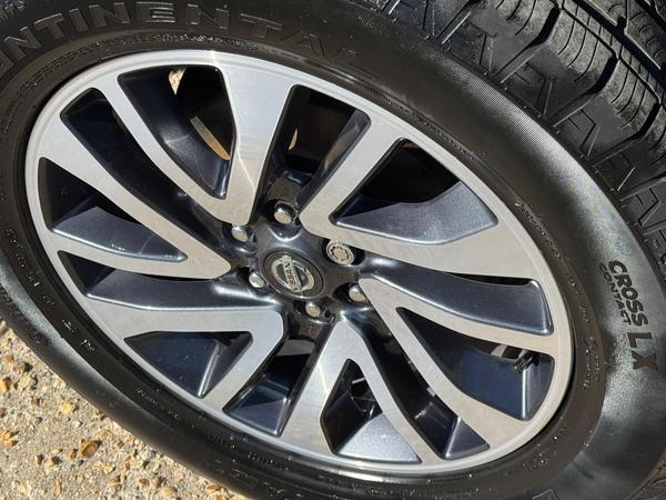 Nissan Navara 2.3 dCi Tekna Auto 4WD Euro 6 4dr