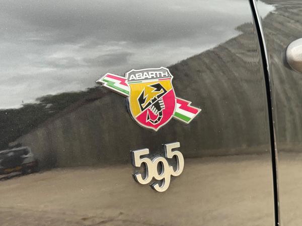 Abarth 595 1.4 T-Jet Competizione Euro 6 3dr