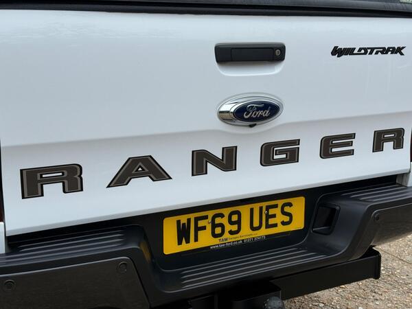 Ford Ranger 3.2 TDCi Wildtrak 4WD Euro 6 (s/s) 4dr