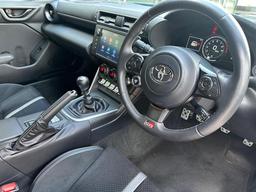 Toyota GR86 2.4 Boxer D-4S Euro 6 2dr at 1th