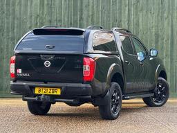 Nissan Navara 2.3 dCi N-Guard Auto 4WD Euro 6 4dr at 3th