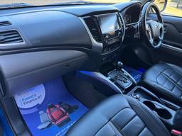 Mitsubishi L200 2.4 DI-D DC Barbarian Auto 4WD Euro 6 4dr at 9th