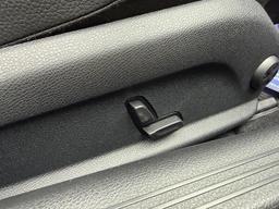 Mercedes-Benz C Class 2.0 C300 AMG Line (Premium) G-Tronic+ Euro 6 (s/s) 2dr at 33th