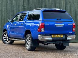 Toyota Hilux 2.4 D-4D Invincible Auto 4WD Euro 6 4dr (TSS, 3.5t) at 10th