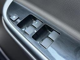 Mitsubishi L200 2.4 DI-D DC Warrior 4WD Euro 6 4dr at 33th