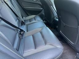 Volvo XC60 2.0 D4 R-Design Auto Euro 6 (s/s) 5dr at 21th