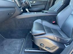 Volvo XC60 2.0 D4 R-Design Auto Euro 6 (s/s) 5dr at 44th