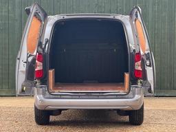 Citroen Berlingo 1.5 BlueHDi 1000 Driver M SWB Euro 6 (s/s) 5dr at 40th