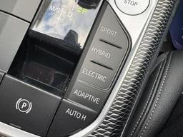 BMW 3 Series 2.0 330e 12kWh M Sport Auto Euro 6 (s/s) 4dr at 35th