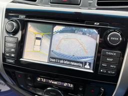 Nissan Navara 2.3 dCi Tekna Auto 4WD Euro 6 4dr at 8th