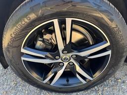 Volvo XC60 2.0 D4 R-Design Auto Euro 6 (s/s) 5dr at 34th