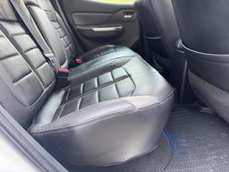 Mitsubishi L200 2.4 DI-D DC Barbarian Auto 4WD Euro 6 4dr at 42th