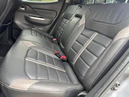 Mitsubishi L200 2.4 DI-D DC Barbarian Auto 4WD Euro 6 4dr at 35th