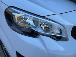 Peugeot Expert 2.0 BlueHDi 1400 Professional Premium Standard Panel Van MWB Euro 6 (s/s) 6dr at 41th