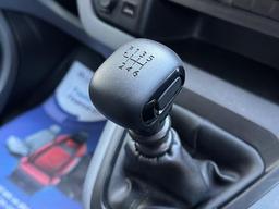 Peugeot Expert 2.0 BlueHDi 1400 Professional Premium Standard Panel Van MWB Euro 6 (s/s) 6dr at 25th