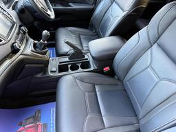 Honda CR-V 2.0 i-VTEC Black Edition 4WD Euro 6 (s/s) 5dr at 29th