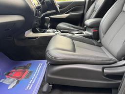 Nissan Navara 2.3 dCi N-Guard Auto 4WD Euro 6 4dr at 17th