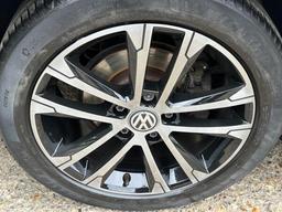 Volkswagen Golf 1.5 TSI EVO R-Line DSG Euro 6 (s/s) 5dr at 24th
